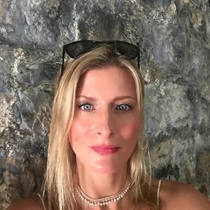 Meet your Posher, Alison